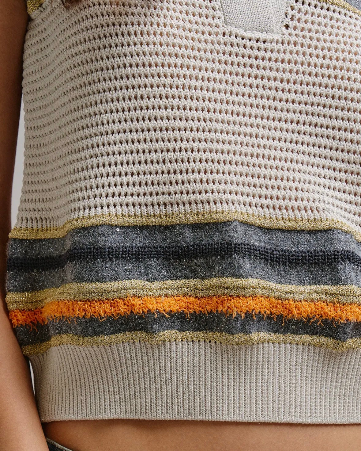 Retro V-Neck Sleeveless Polo