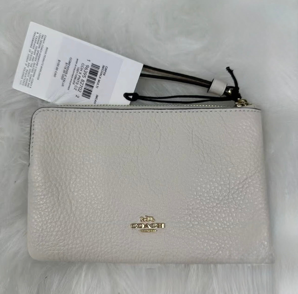 Peanuts Happiness Zip Corner Wristlet