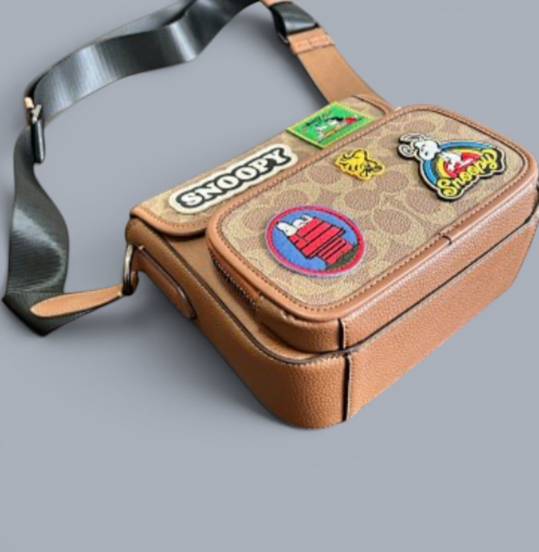 Peanuts Sullivan Flap Crossbody Bag
