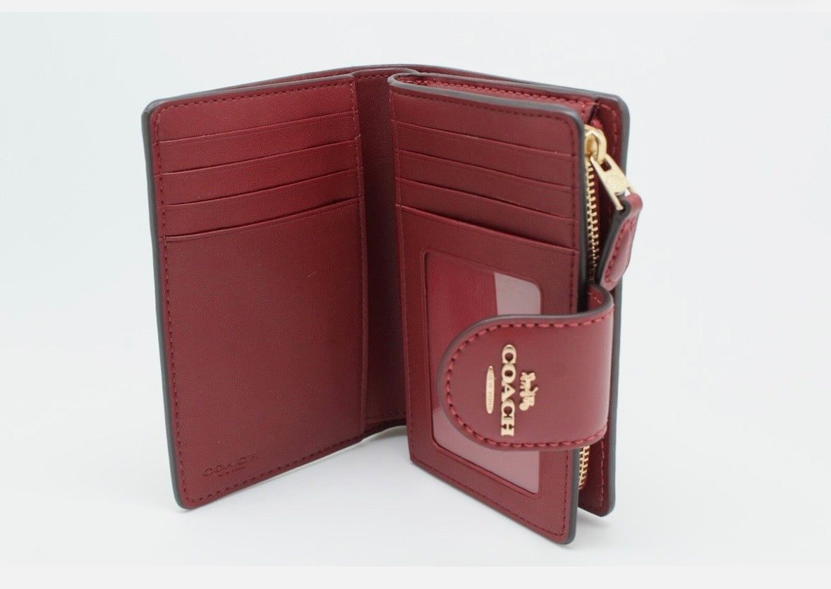 COACH Medium Corner Zip Wallet