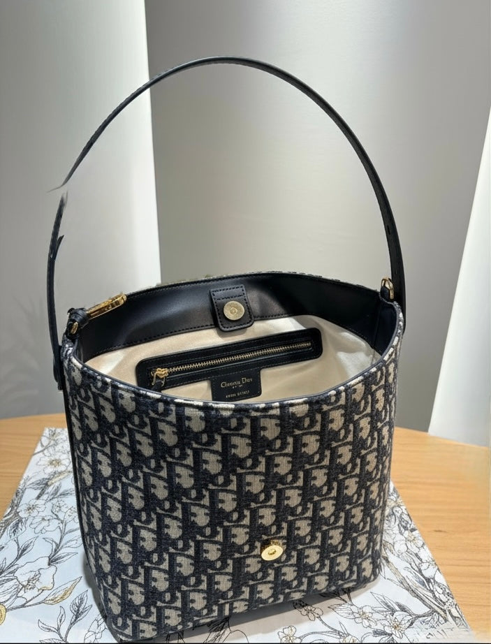 Star Bucket Bag by CD