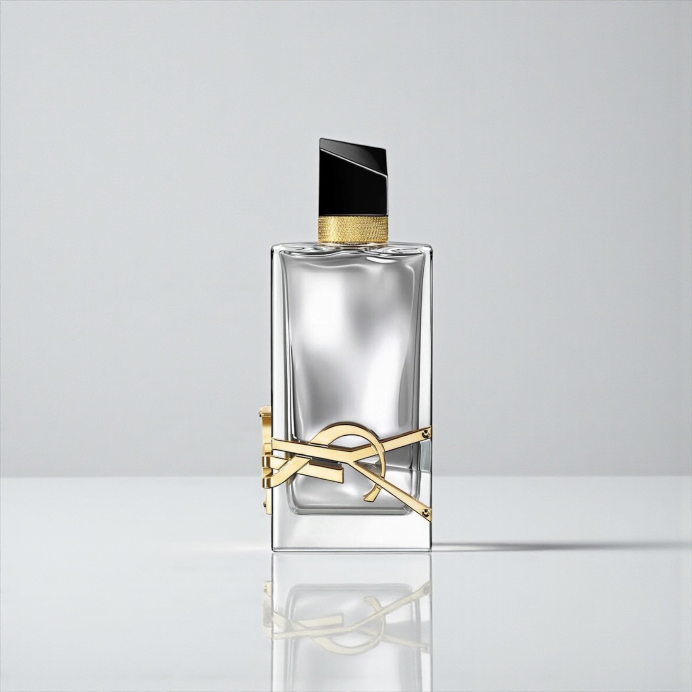 Libre Yves Saint Laurent