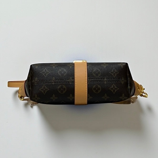 Pochette Mia Handbag