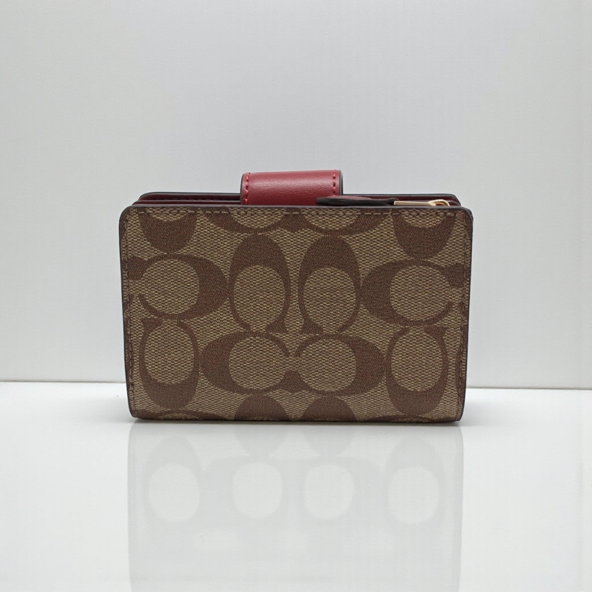 COACH Medium Corner Zip Wallet