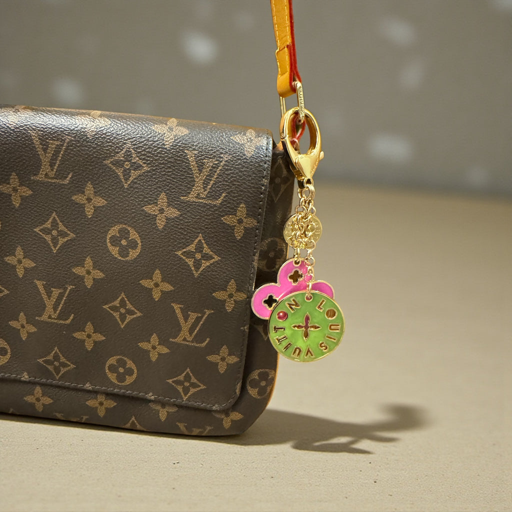 Porte Cles Looping Bag Charm & Key Holder